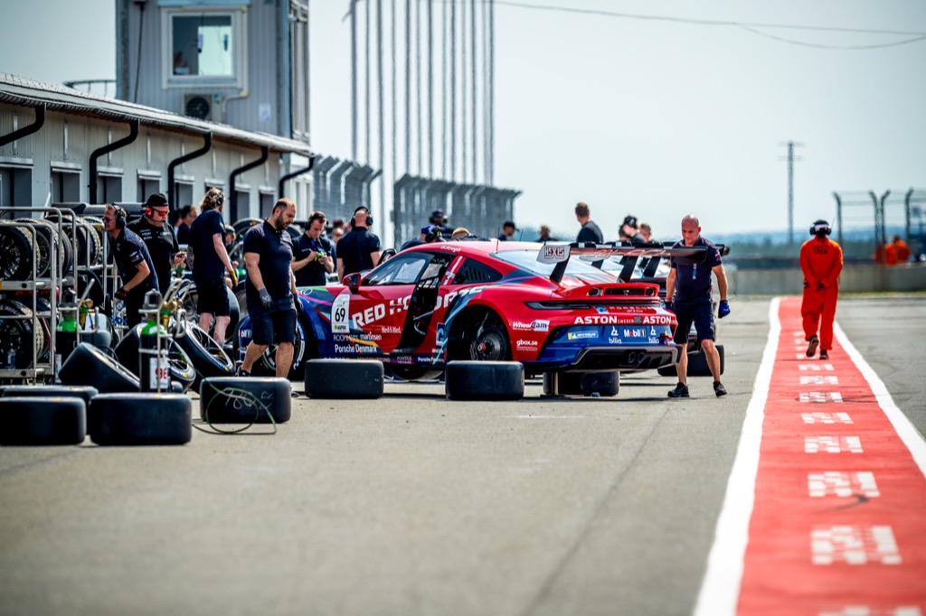 Dobbelt Porsche Carrera Cup-podie til Gustav Krogh.
(Foto: Porsche Carrera Cup Scandinavia)